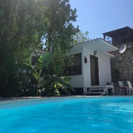 Private House With Pool And Garden In Bitez *